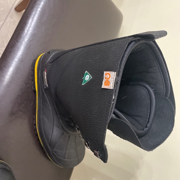 Work snow boots